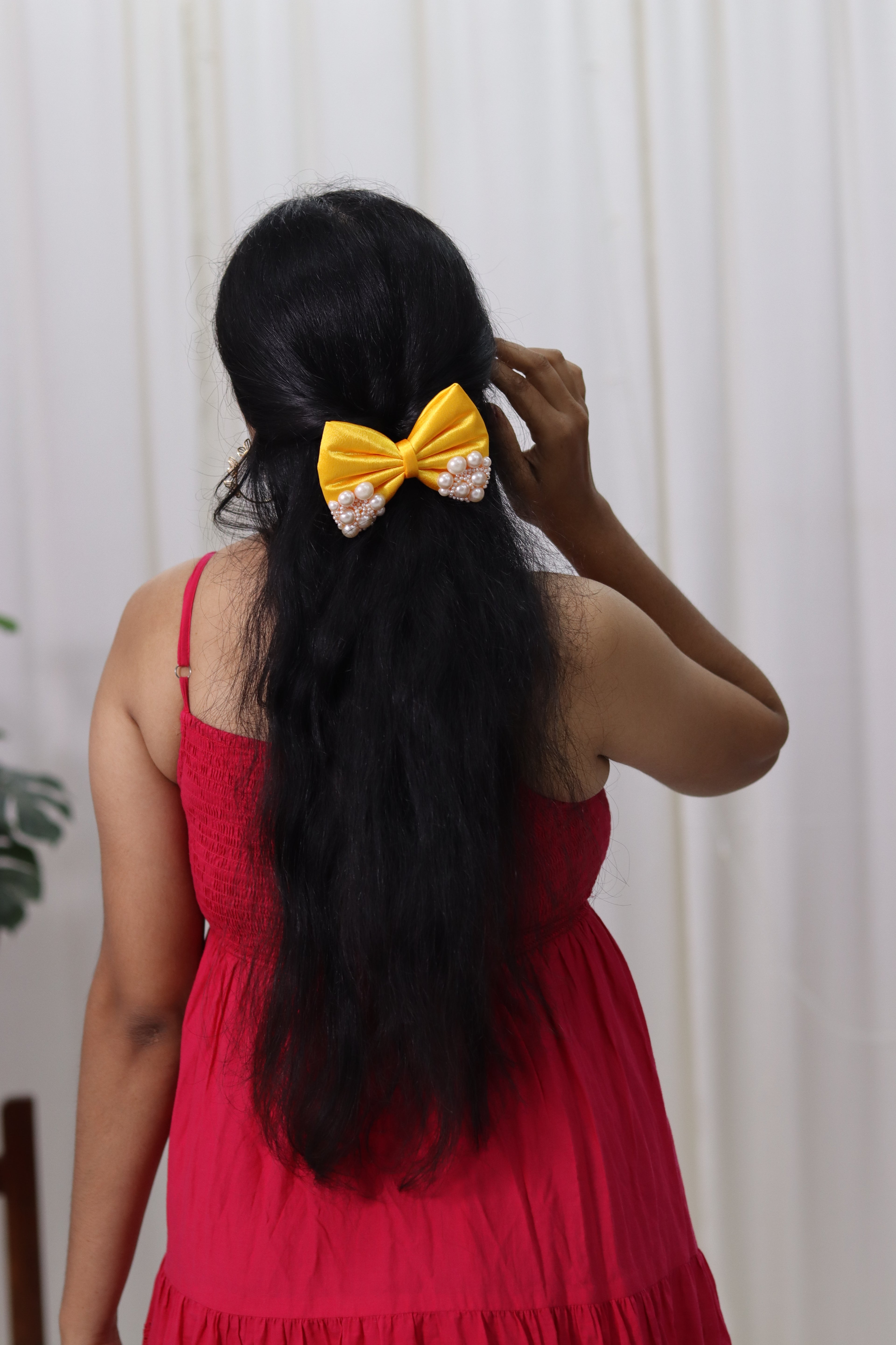 Arylide Yellow | Premium Satin | Princess Pearl Bow