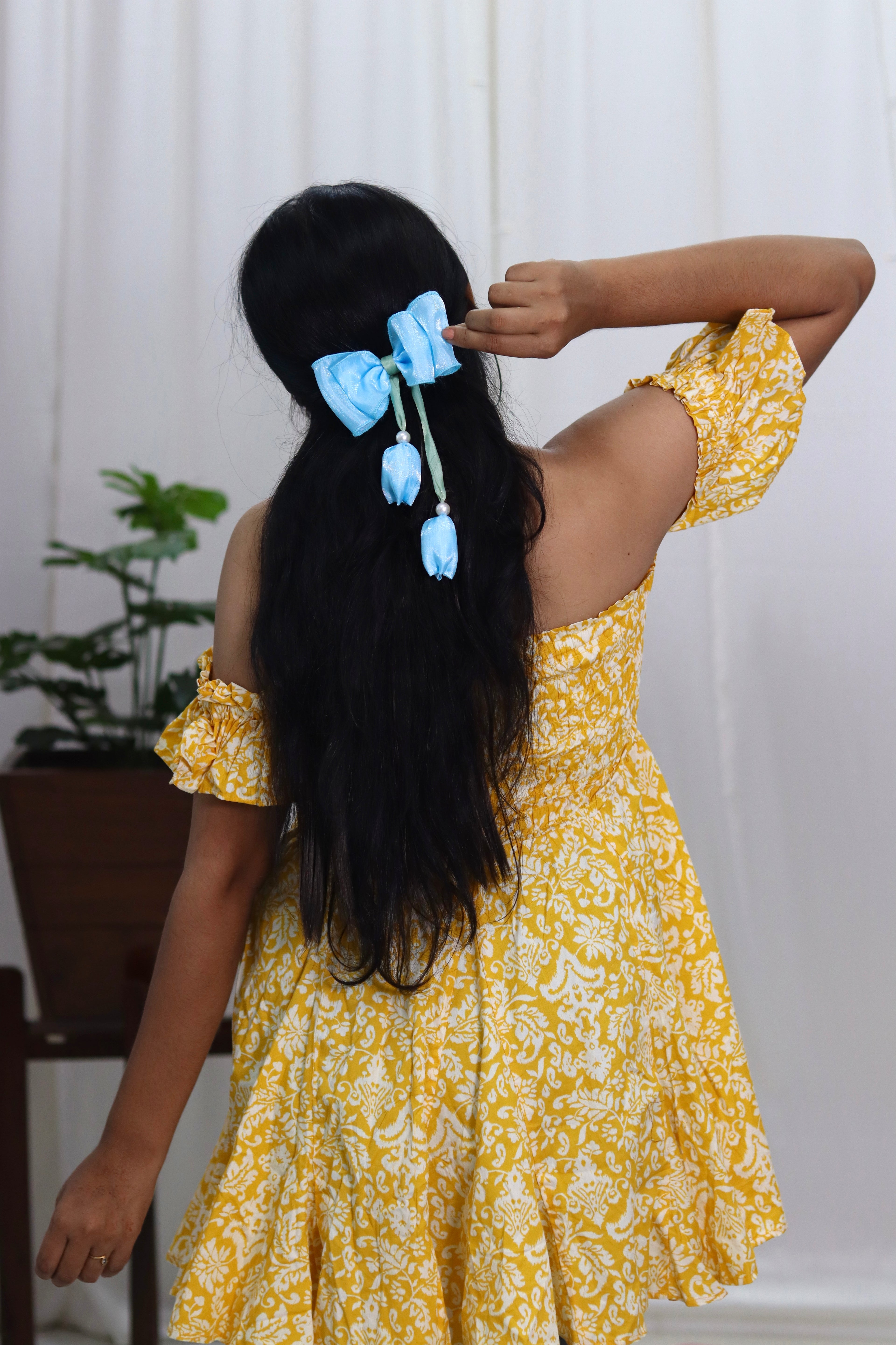 Sky Blue | Tulip Bow