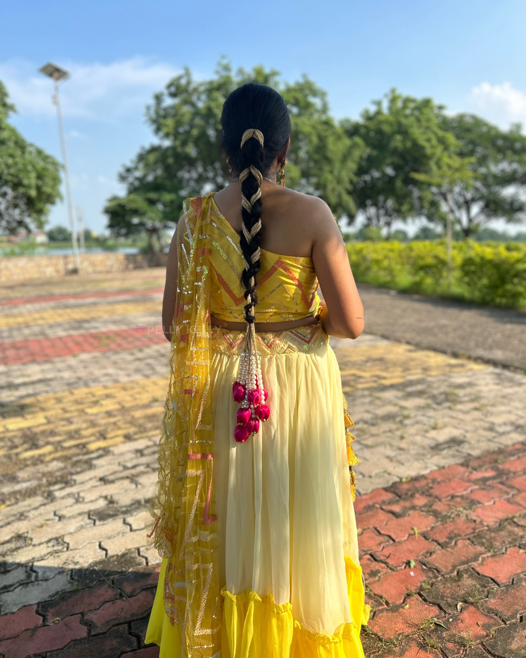Paranda | Pink Flower